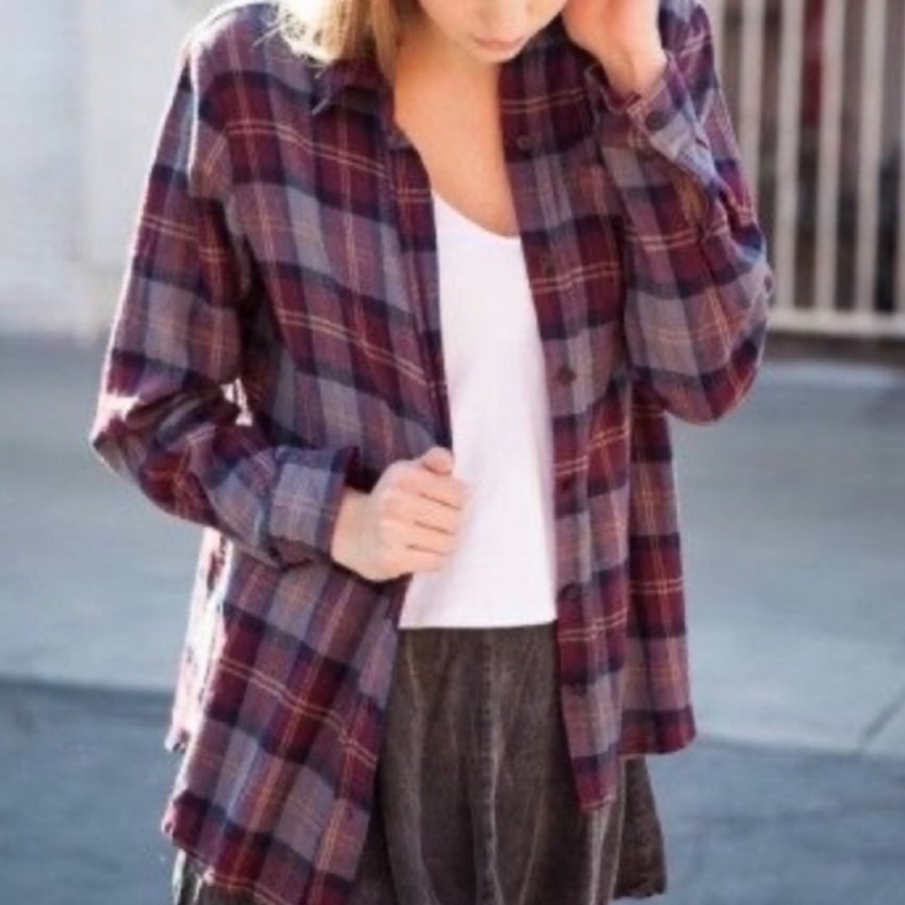 BRANDY MELVILLE PURPLE BURGUNDY FLANNEL - Picture 3 of 7